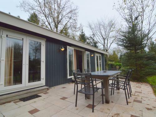 Quiet Holiday Home In Guelders By The Forest