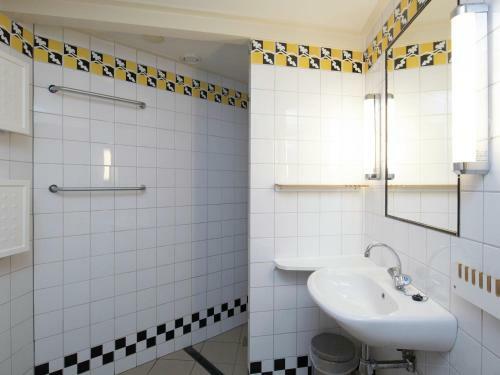 Luxurious Holiday Home In Ouddorp Near Beach