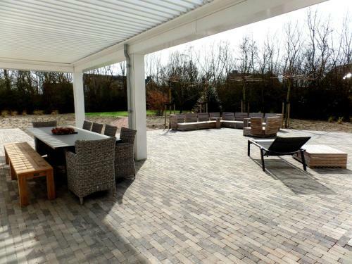 Beautiful Holiday Home In Ouddorp On Dutch Coast