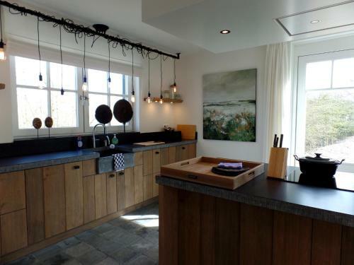 Beautiful Holiday Home In Ouddorp On Dutch Coast