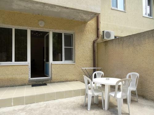 Hostal Guest House On Pochtovaja 48b