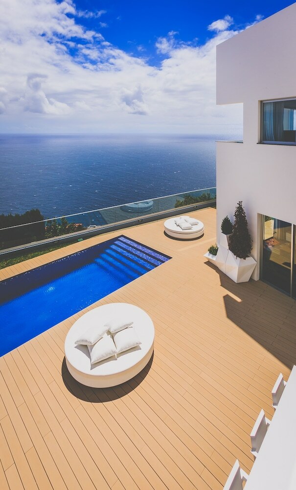 Villa Carlota By Holiday Rental Management
