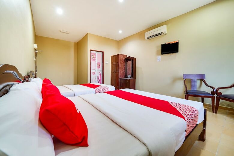 Hotel Oyo 44058 Motel Sre Bayam