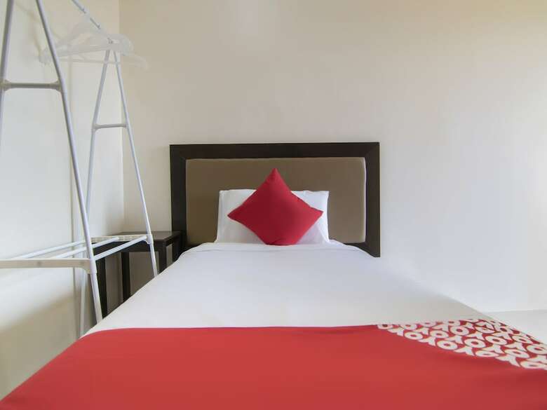 Hotel Oyo 431 Apollo 11 Apartelle