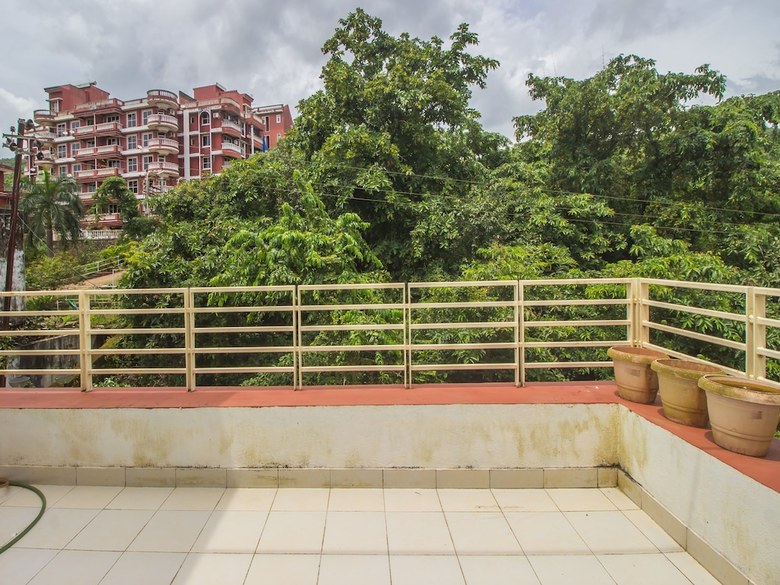 Oyo 17145 Home Field View 3bhk Canacona