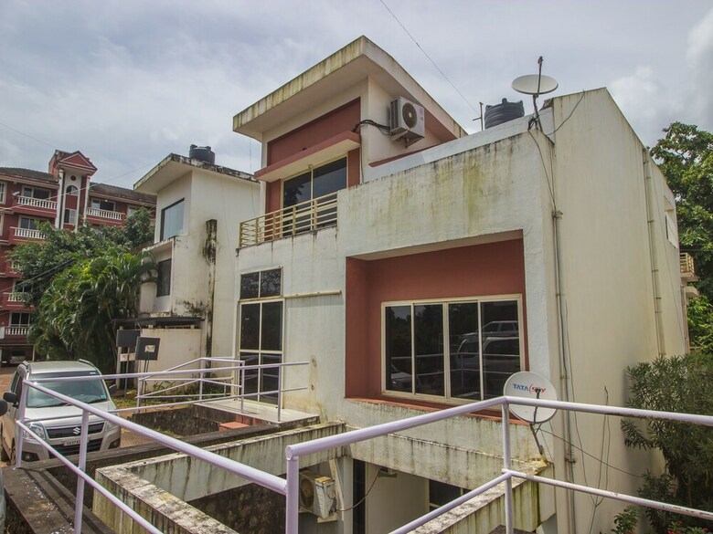 Oyo 17145 Home Field View 3bhk Canacona