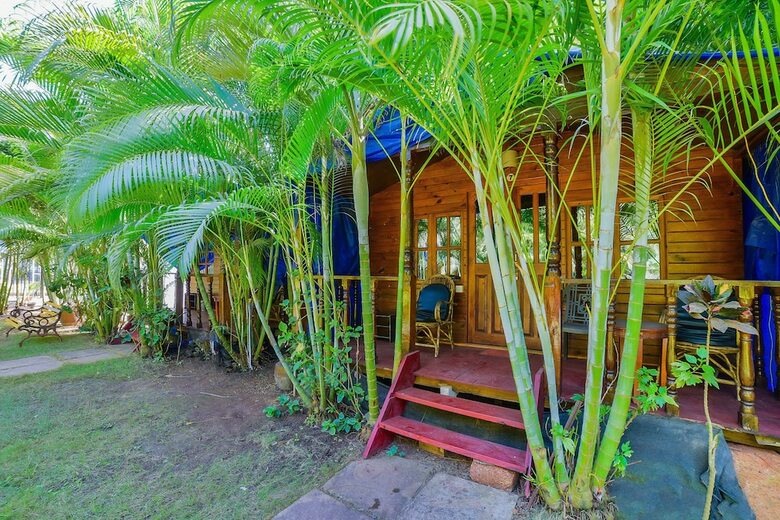Hotel Oyo 26690 Neptune Point Premium Cottages