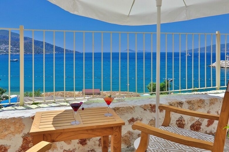 Hotel Pier House
