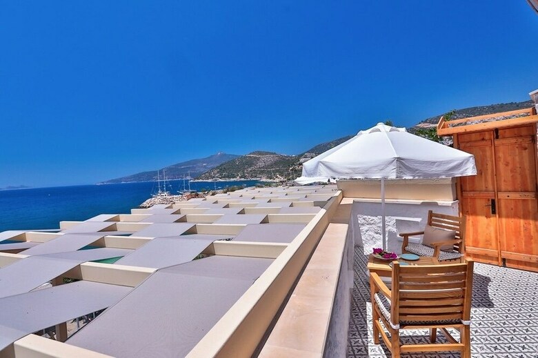 Hotel Pier House