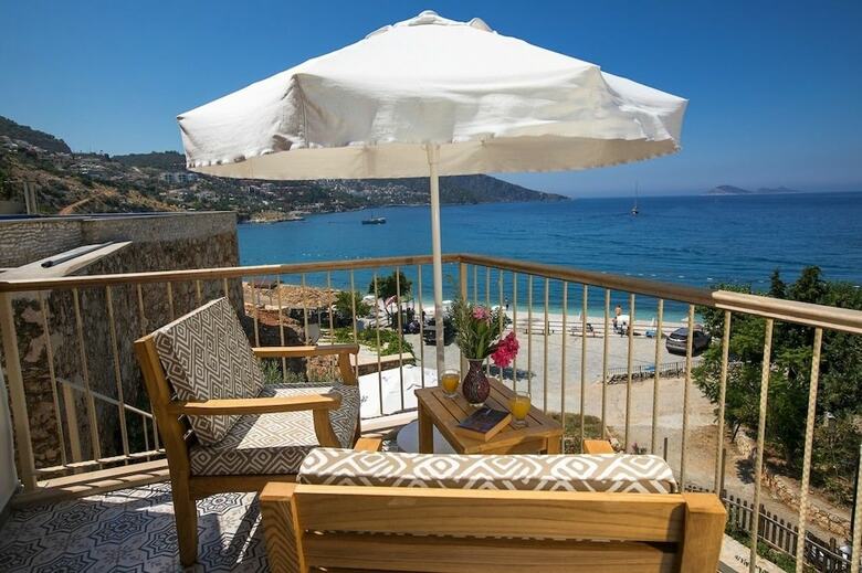 Hotel Pier House