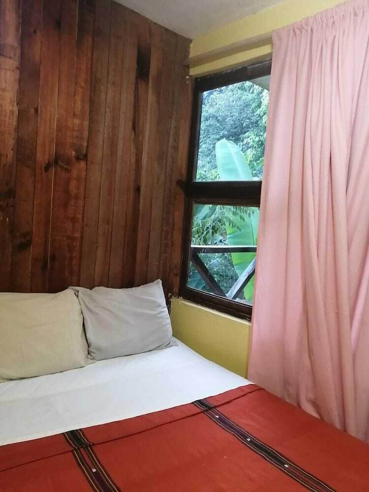 Hostal El Muro Lanquin