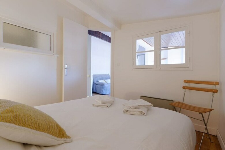 Granet Private Duplex Apartment