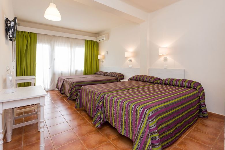 Sol Y Miel Hostal