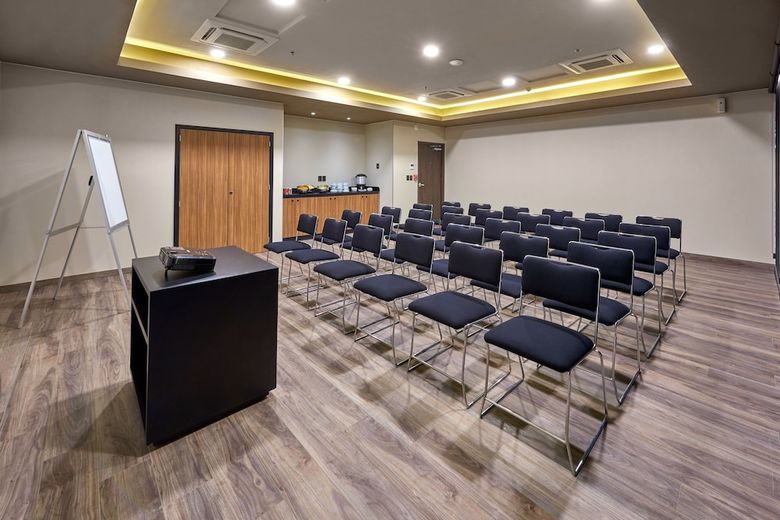 Hotel City Express Plus M�rida