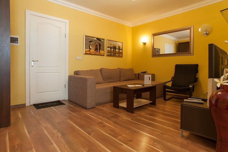 Apartamentos Partner Guest House