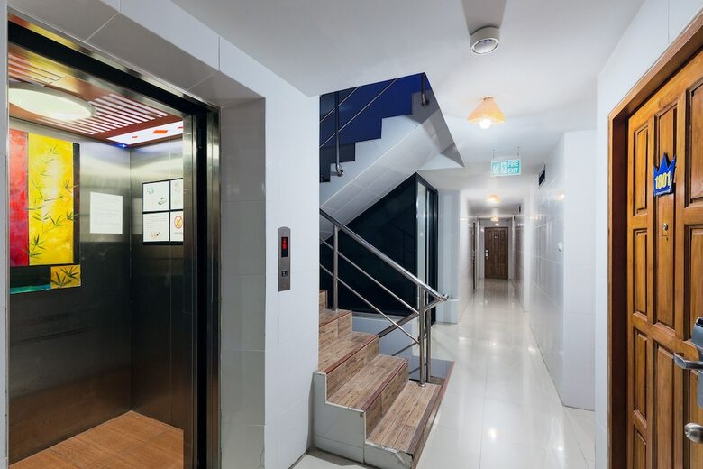 Oyo 861 Patong Dynasty Hotel