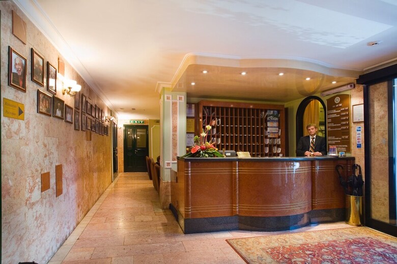 Domus Hotel -1