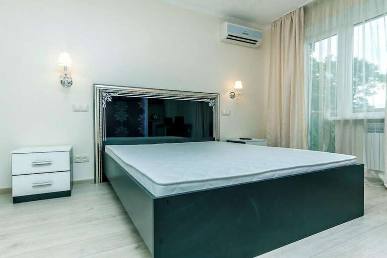 Apartment Kiev Lesi Ukrainki