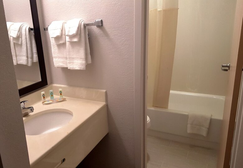 Motel Hotel East Syracuse