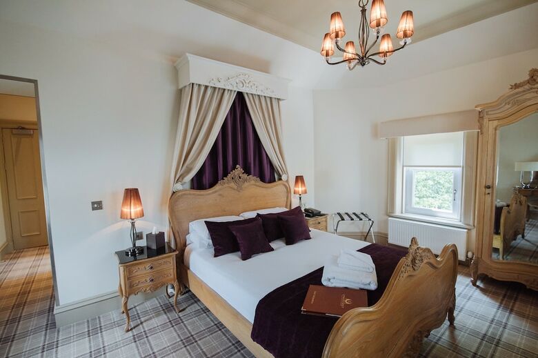 The Lynnhurst Hotel