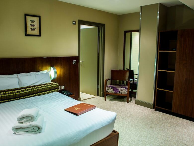 The Lynnhurst Hotel