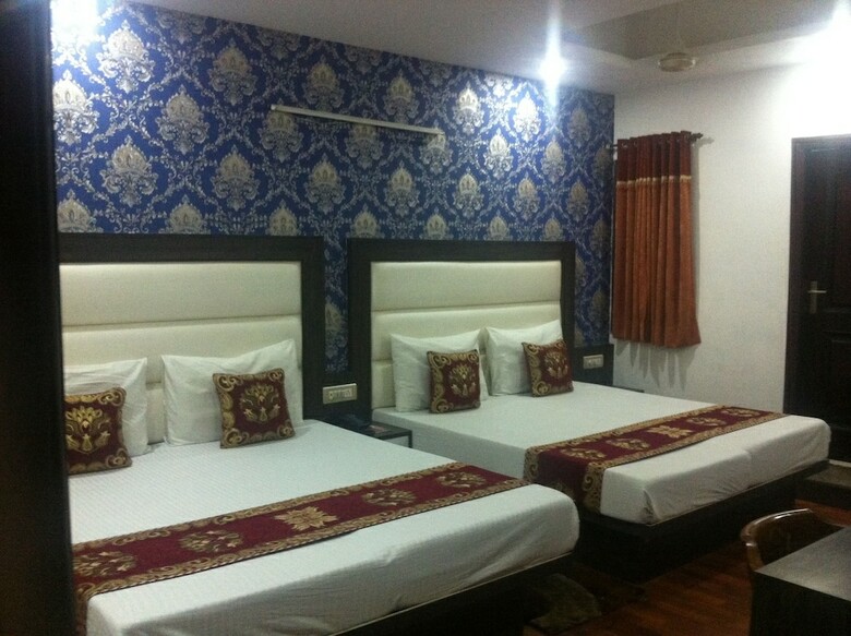 Hotel Karat 87 Inn