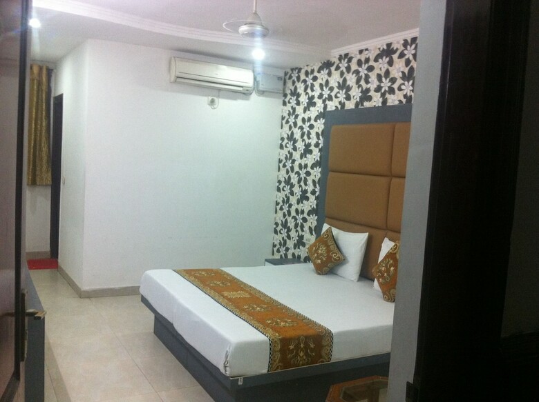 Hotel Karat 87 Inn