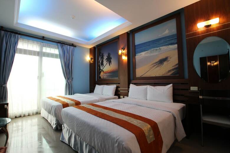 Seashell Bay Hotel