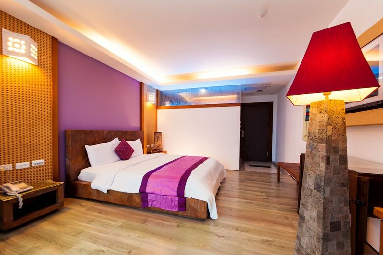 Bed & Breakfast Seasons Bali Fashion Inn