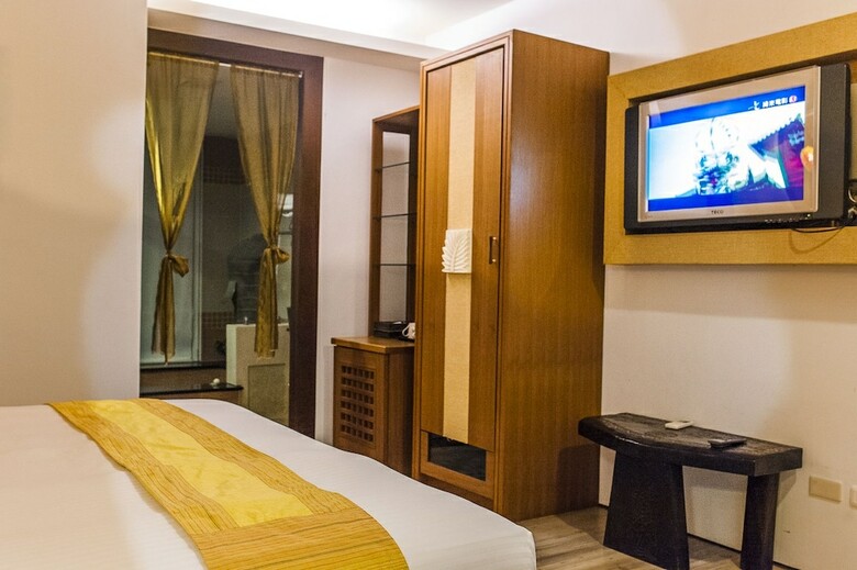 Bed & Breakfast Seasons Bali Fashion Inn