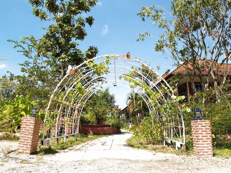 Hotel Cowboy Farm Resort Pattaya