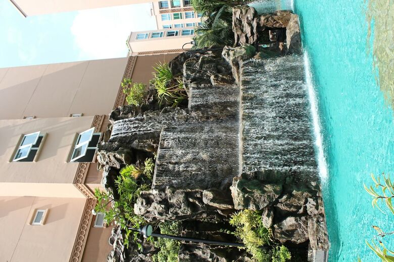 Atlantis Condo