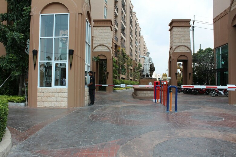 Atlantis Condo