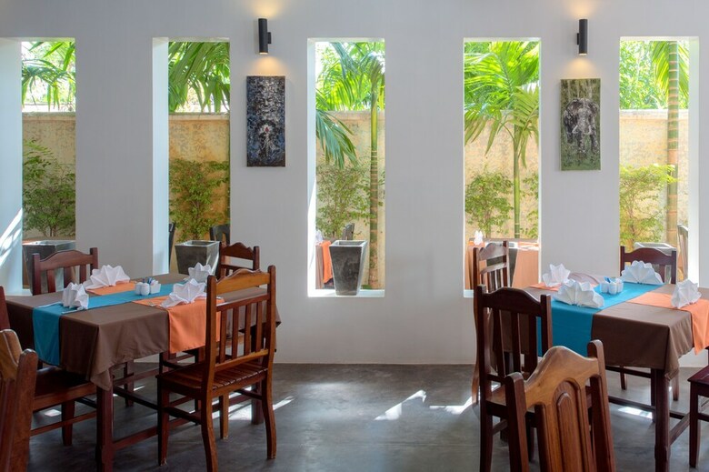 Hotel Eocambo Village