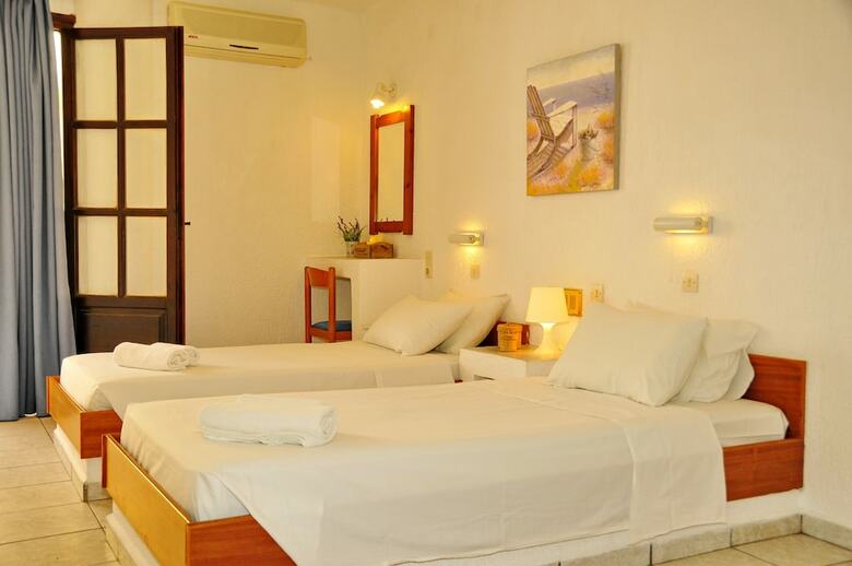 Cleopatra Apartments