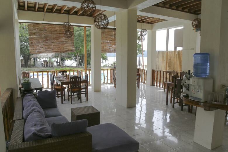 Apartamento Isla Hayahay Beach Resort And Restaurant