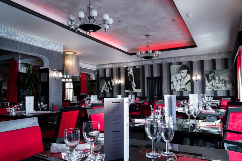 The Cumberland Hotel - Oceana Collection