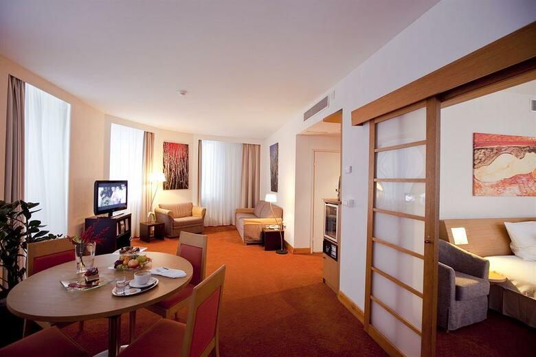 Hotel Novotel Saint Petersburg Centre