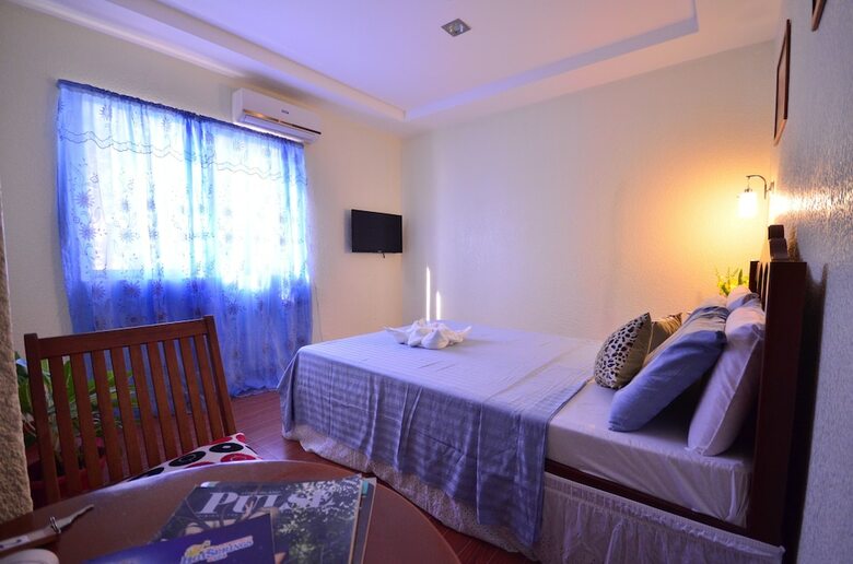 Hotel Casanas Suites