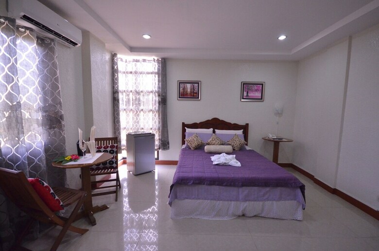 Hotel Casanas Suites
