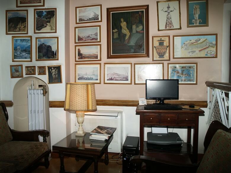 Hotel Acropolis House