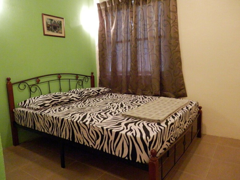 Hotel Travellers Planet Hostel