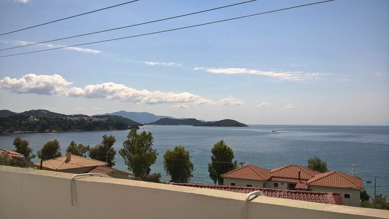 Apartamentos Azalea View Skiathos Studios