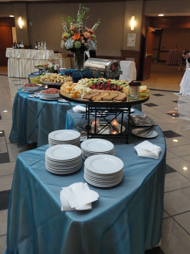 Hotel Embassy Suites Dulles - North/loudoun
