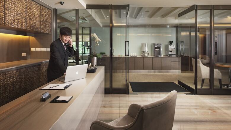 Urban Hotel 33