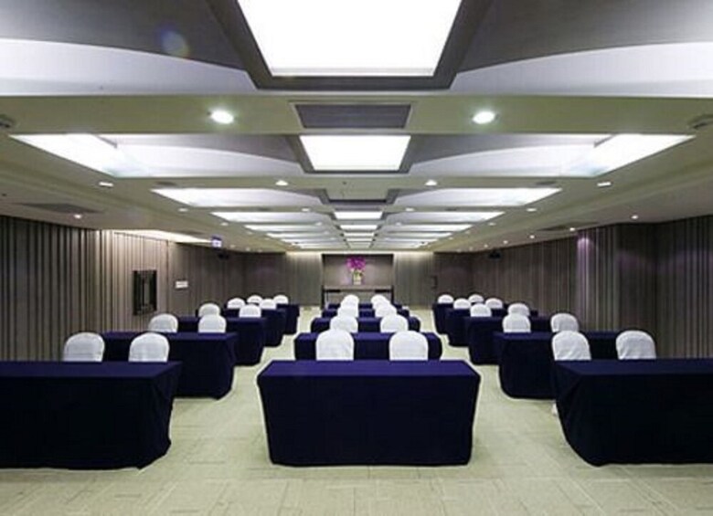 Urban Hotel 33