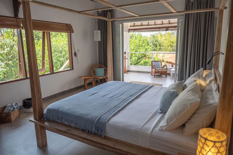 Hotel Karma Kayak