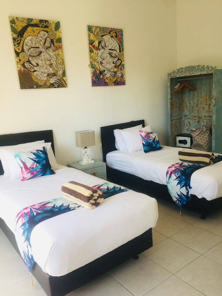 Dejavu Hotel