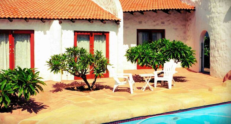 Hotel By Bush Telegraph Lodge