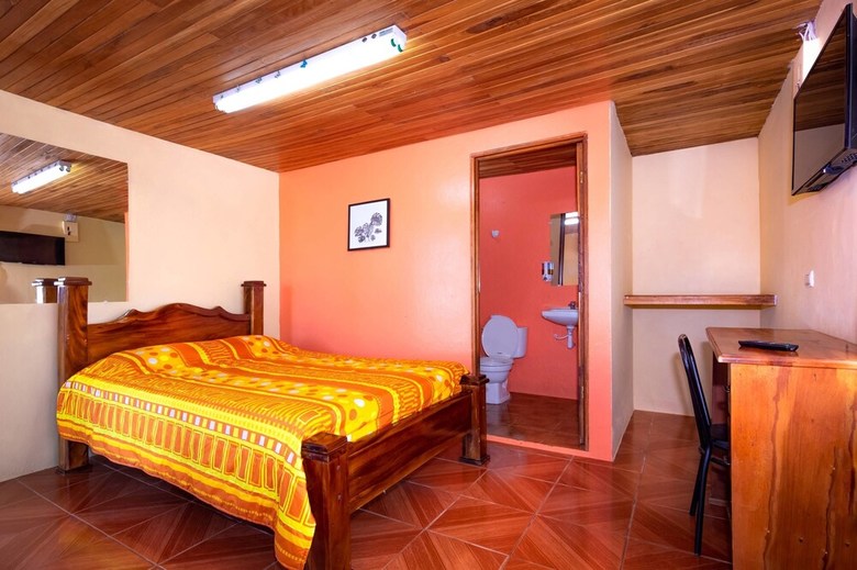 Hostal Hotel Roca Verde